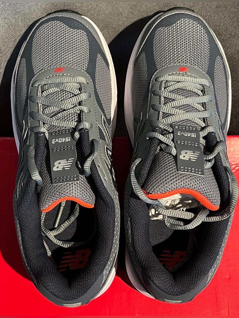 New Balance Women’s Sneakers W1540 Marblehead Black Size 9.5 US - Picture 6 of 10